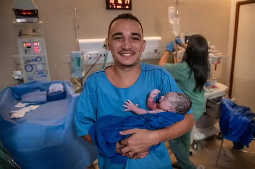 
					João Gomes cai no choro ao encontrar professora em show: 'Gratidão'
				
				