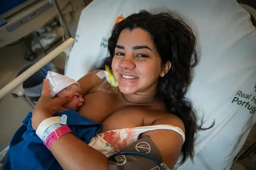 
					João Gomes e Ary Mirelle mostram fotos do nascimento do 2º filho; veja
				
				