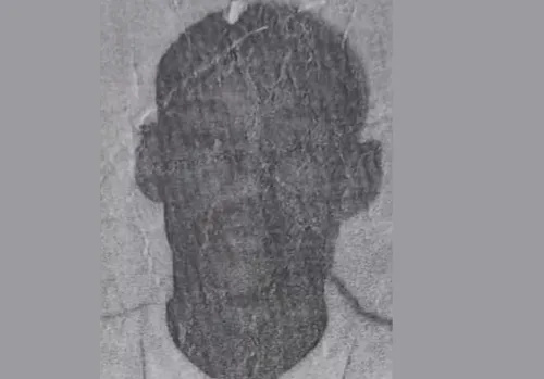 
					Jovem de 19 anos é morto a tiros na frente da mãe e da irmã na Bahia
				
				