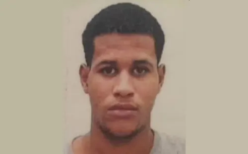 
					Jovem de 22 anos é morto com golpes de arma branca na Bahia
				
				