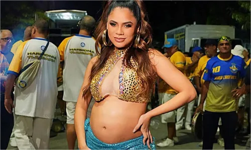 
					Lexa desabafa ao relembrar promessa feita durante parto
				
				