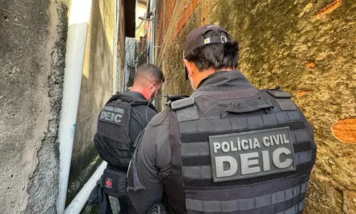 
					Líder de ataques a farmácias é preso em motel de Salvador
				
				