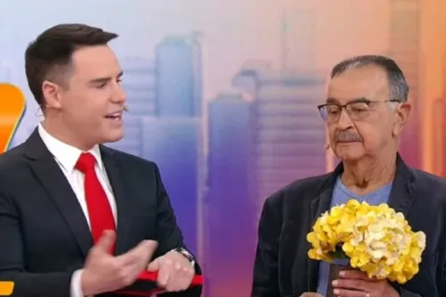 
					Luiz Bacci detona a Record e faz acusação ao receber Percival de Souza
				
				