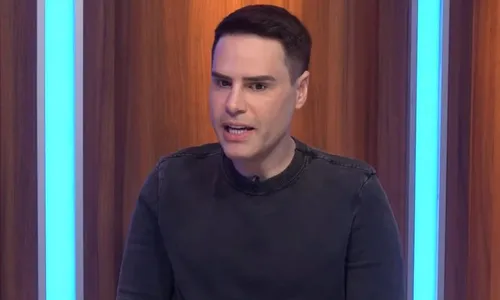 
				
					SBT corta Patati e Patatá em nova mudança de programação após fracasso
				
				