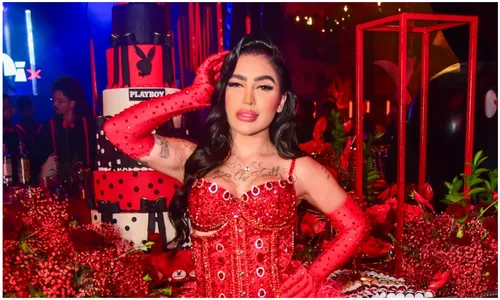 
				
					MC Mirella polemiza com 'imposição' a convidados em aniversário
				
				