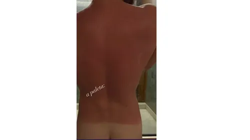 
					Marido de Sasha comete gafe ao mostrar bumbum em foto e modelo reage
				
				