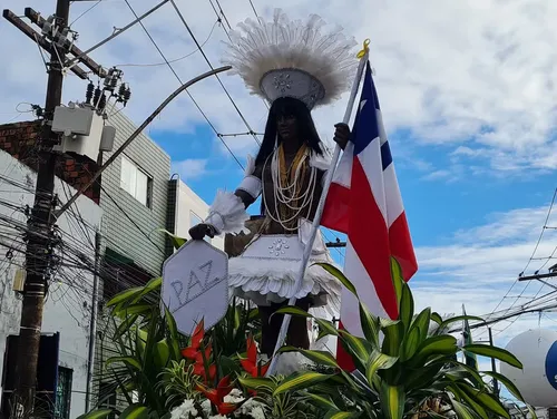 
				
					Milhares de baianos celebram 2 de Julho nas ruas de Salvador; FOTOS
				
				