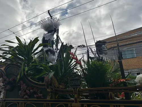 
				
					Milhares de baianos celebram 2 de Julho nas ruas de Salvador; FOTOS
				
				