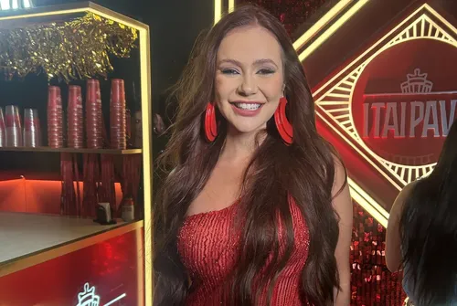 
					Mirela Janis expõe roubo milionário cometido por sua 'segunda mãe'
				
				