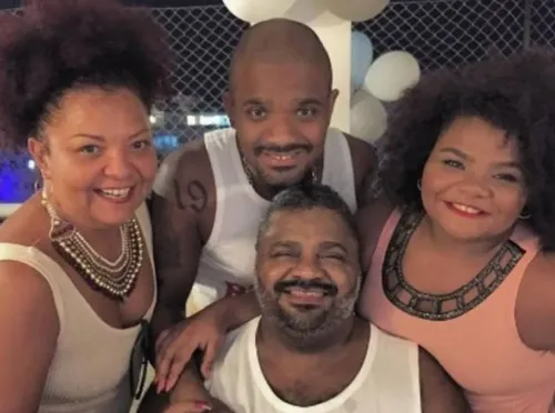 
					Família de Arlindo Cruz se manifesta sobre a morte do cantor
				
				