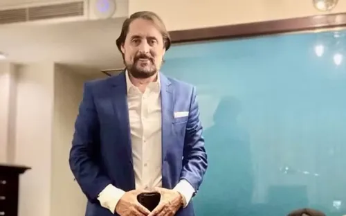 
					Sandy lamenta morte de Tio Mauri, irmão de Chitãozinho e Xororó
				
				