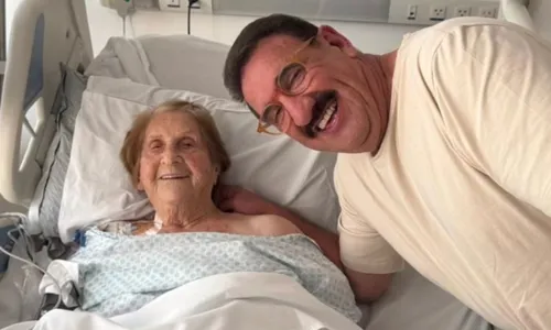 
					Morre mãe de Ratinho e Celso Portiolli lamenta: ‘Momento de dor’
				
				