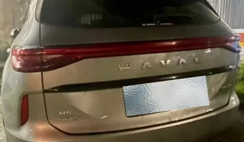   					Mulher é presa tentando transportar carro roubado em Salvador  				  				