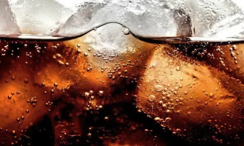 
					Mulher morre após beber refrigerante e passar mal no trabalho na Bahia
				
				