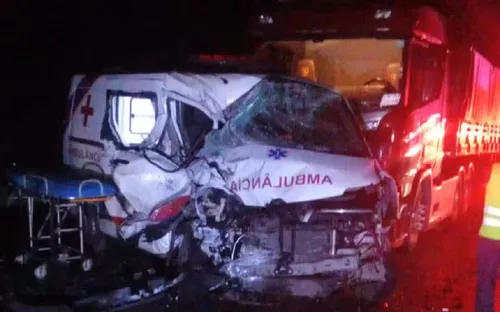 
					Mulher morre e seis pessoas ficam feridas após batida na Bahia
				
				