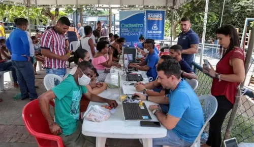 
					Mutirão em Salvador oferece atendimento gratuito de saúde
				
				