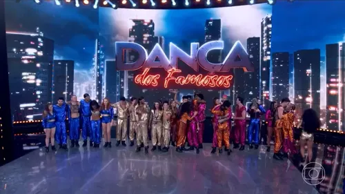 
					Luciano Huck quebra protocolo e se declara para Angélica no 'Domingão'
				
				