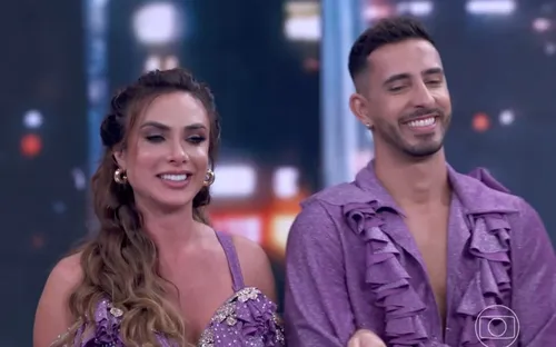 
					Nicole Bahls revela futuro na Globo após saída da 'Dança dos Famosos'
				
				