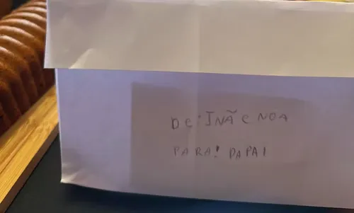 
					No ar em Vale Tudo, Alexandre Nero surge em fotos raras com herdeiros
				
				