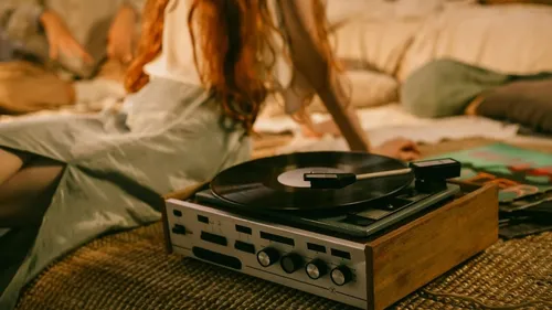 
					Nostalgia que conecta
				
				