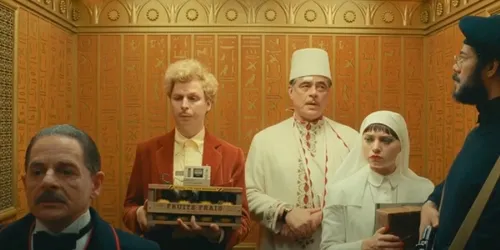 
				
					'O Esquema Fenício', novo filme de Wes Anderson, estreia nos cinemas
				
				