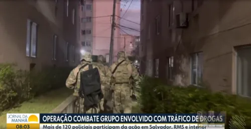 
					Operação termina com três presos e um morto em Salvador
				
				