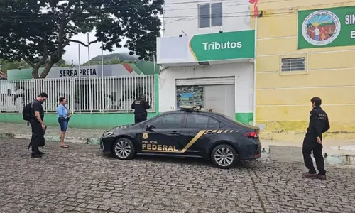 
				
					PF mira fraudes na concessão de alvarás de táxi no interior da Bahia
				
				