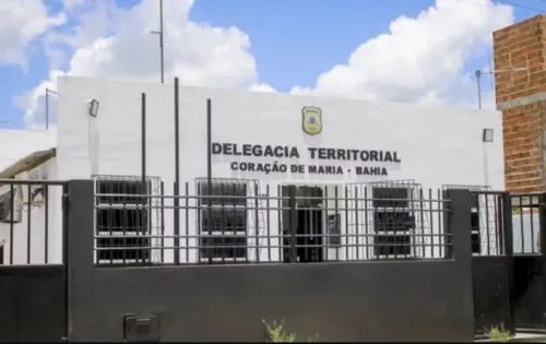 
				
					Padrasto é preso suspeito de estuprar enteada de 15 anos na Bahia
				
				