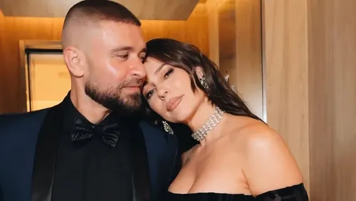 
					Web se choca com término de Paolla Oliveira e Diogo Nogueira; veja
				
				