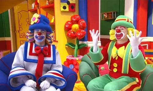 
				
					SBT corta Patati e Patatá em nova mudança de programação após fracasso
				
				