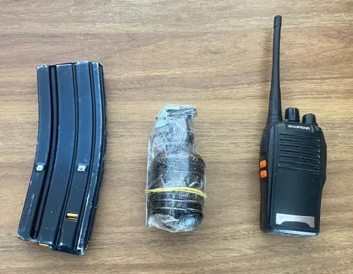 
					Polícia apreende granada e munições em Porto Seguro
				
				