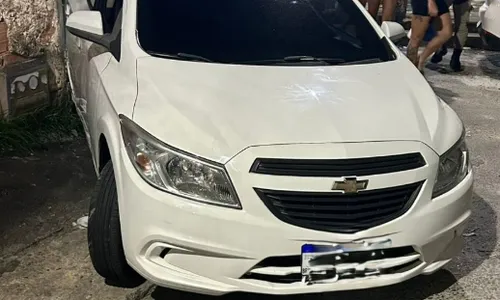 
					Polícia recupera veículo adulterado em bairro de Salvador
				
				