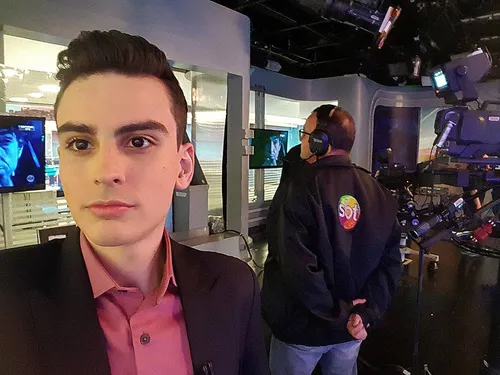 
					Por onde anda Dudu Camargo, pupilo de Silvio Santos demitido do SBT
				
				