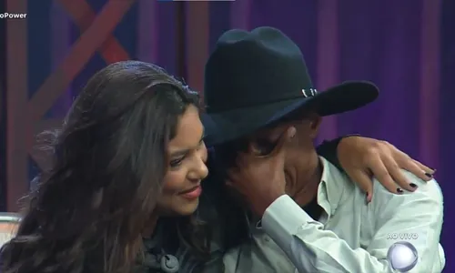 
				
					'Power Couple': Radamés se revolta, Dhomini incomoda e Carol bate-boca
				
				