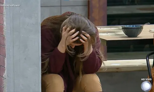 
				
					'Power Couple': Radamés se revolta, Dhomini incomoda e Carol bate-boca
				
				