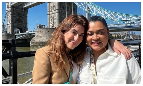 
				
					Preta Gil emociona com homenagem a Fe Paes Leme: 'Porto seguro'
				
				