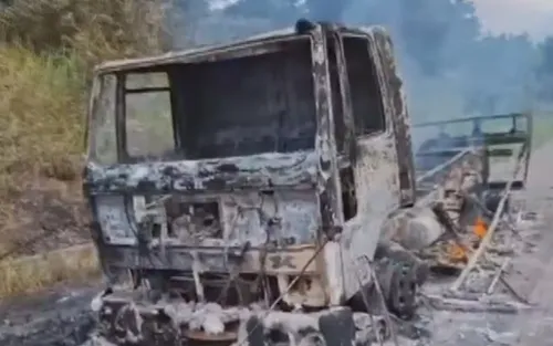 
				
					Rodovia é liberada por indígenas após 36h de protesto na Bahia
				
				
