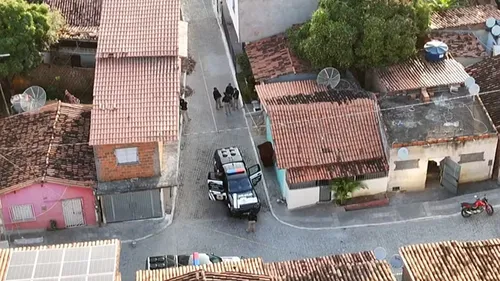 
					Quase 20 pessoas são presas em ação por suspeita de homicídios na BA
				
				