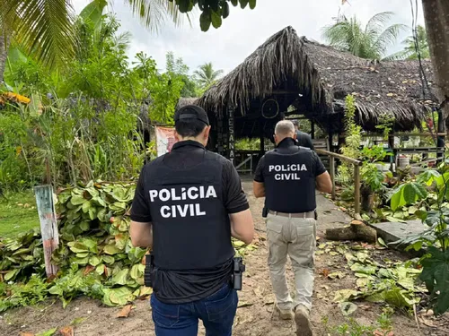
				
					Quatro pessoas são mortas durante operação em aldeia hippie na Bahia
				
				