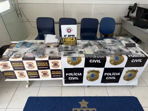   					Quatro pessoas são presas e duas morrem durante operação na Bahia  				  				