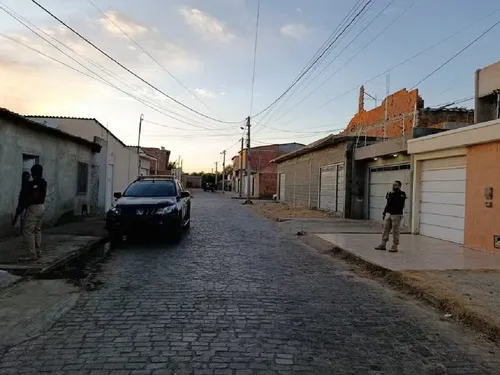 
					Quatro são presos em operação contra tráfico e e homicídios na Bahia
				
				