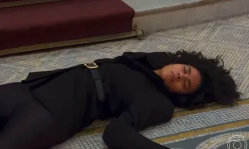 
					'Vale Tudo': Fátima cria plano cruel para Solange perder bebês
				
				