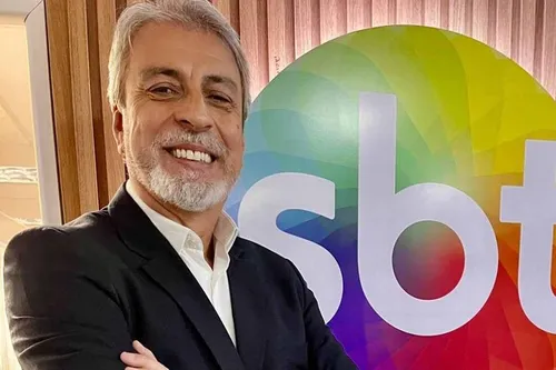 
				
					Quem é Clóvis Monteiro, demitido do SBT após ordem de Daniela Beyruti
				
				