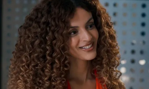 
					Quem é Gabriela Loran, atriz que pagou R$ 100 mil em transição sexual
				
				