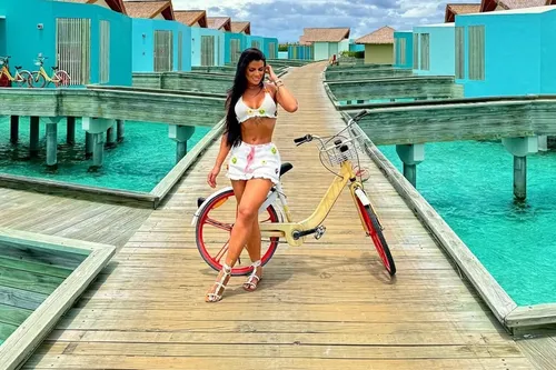 
					Quem é Theila Sabrina? Affair de Carlinhos Maia é acusada de golpe
				
				