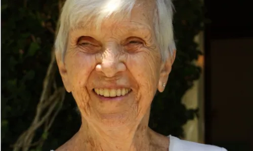 
				
					Quem era a mãe de Pedro Bial, que morreu aos 101 anos
				
				