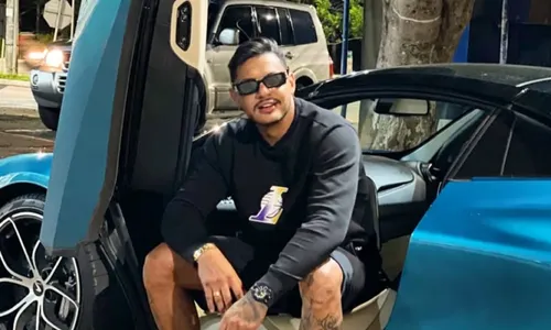 
					Rapper Hungria é internado com suspeita de intoxicação por metanol
				
				