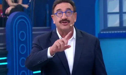 
					Ratinho é acusado de homofobia após comentário sobre Tiago Piquilo
				
				