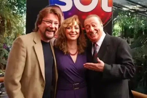 
					Raul Gil quebra o silêncio e faz apelo após briga com filha e neta
				
				