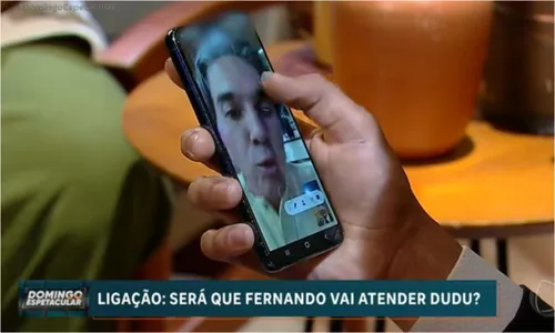 
					Record vaza celular de ex-A Fazenda em conversa com Dudu Camargo
				
				